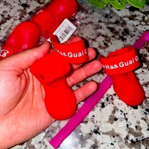 Rain boots/shoes for both cat and dogs